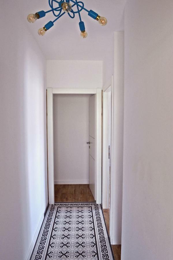 Apartment Anna Split With Parking Екстериор снимка